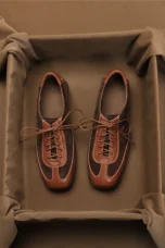 Noeline | Leather Lace-Up Square Toe Heels