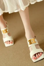 Hortensia | Chain Detail Block Heel Sandals