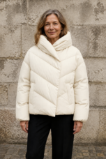 Anouk | 90% Down Cropped Puffer Jacket - Cream